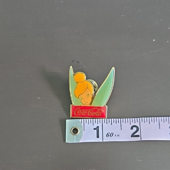 Disney Vintage Coca Cola Tinkerbell Retired Pin Enamel Green And Red - Picture 3 of 3